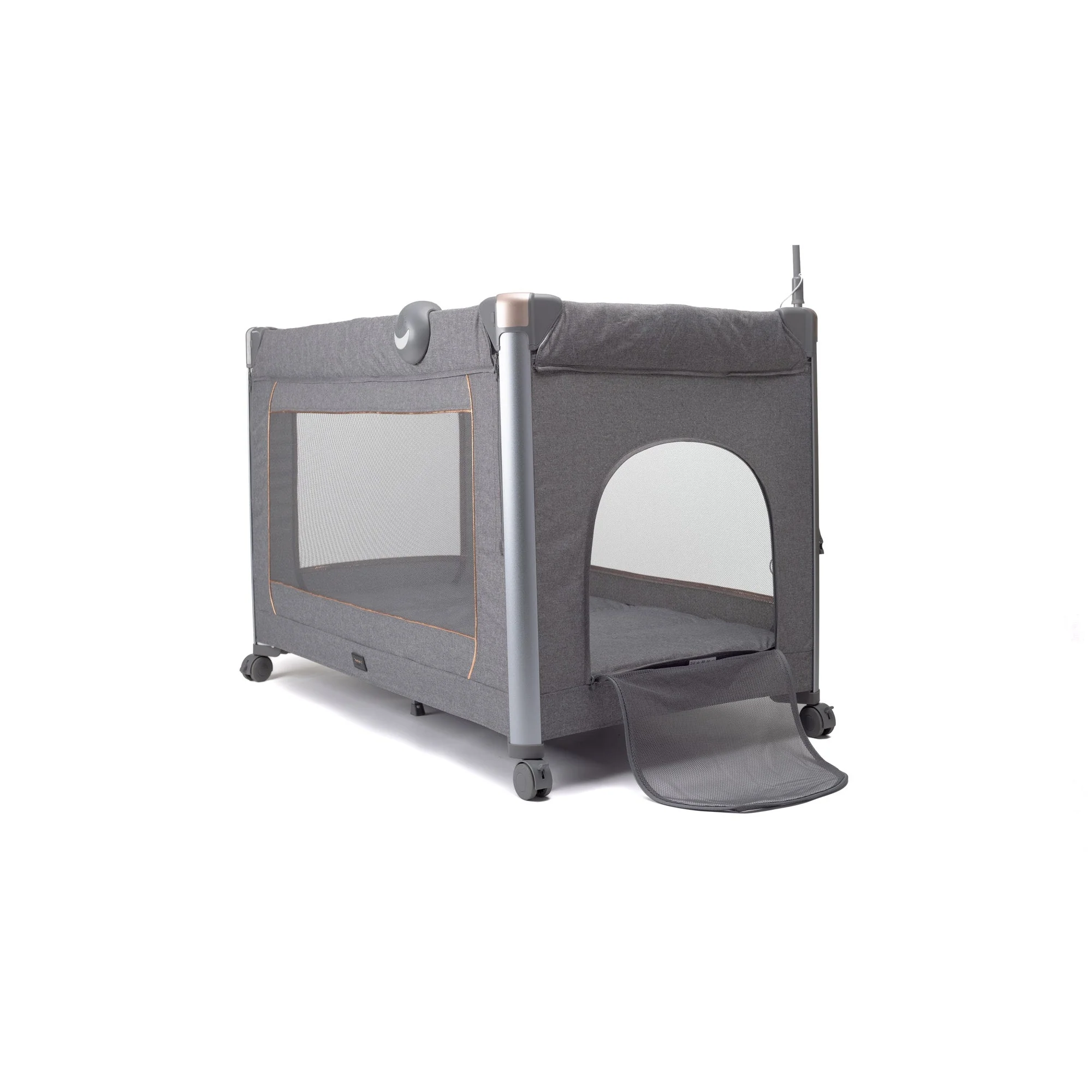 Cuddle Me Lux 2 in 1 Camp Cot with Baby Monitor - Image 8