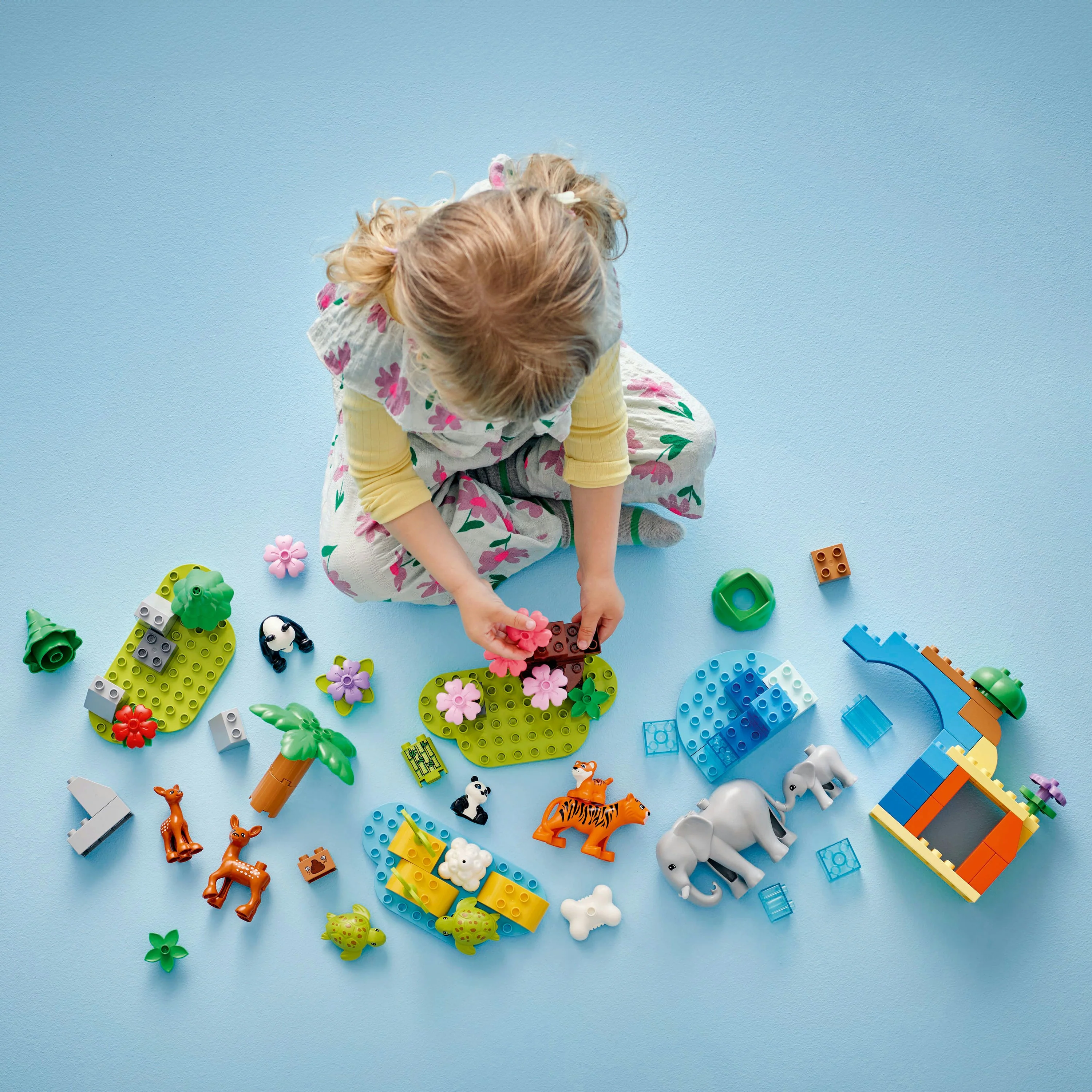 LEGO Duplo 3 in 1 Wild Animal Families - 10446 - Image 5