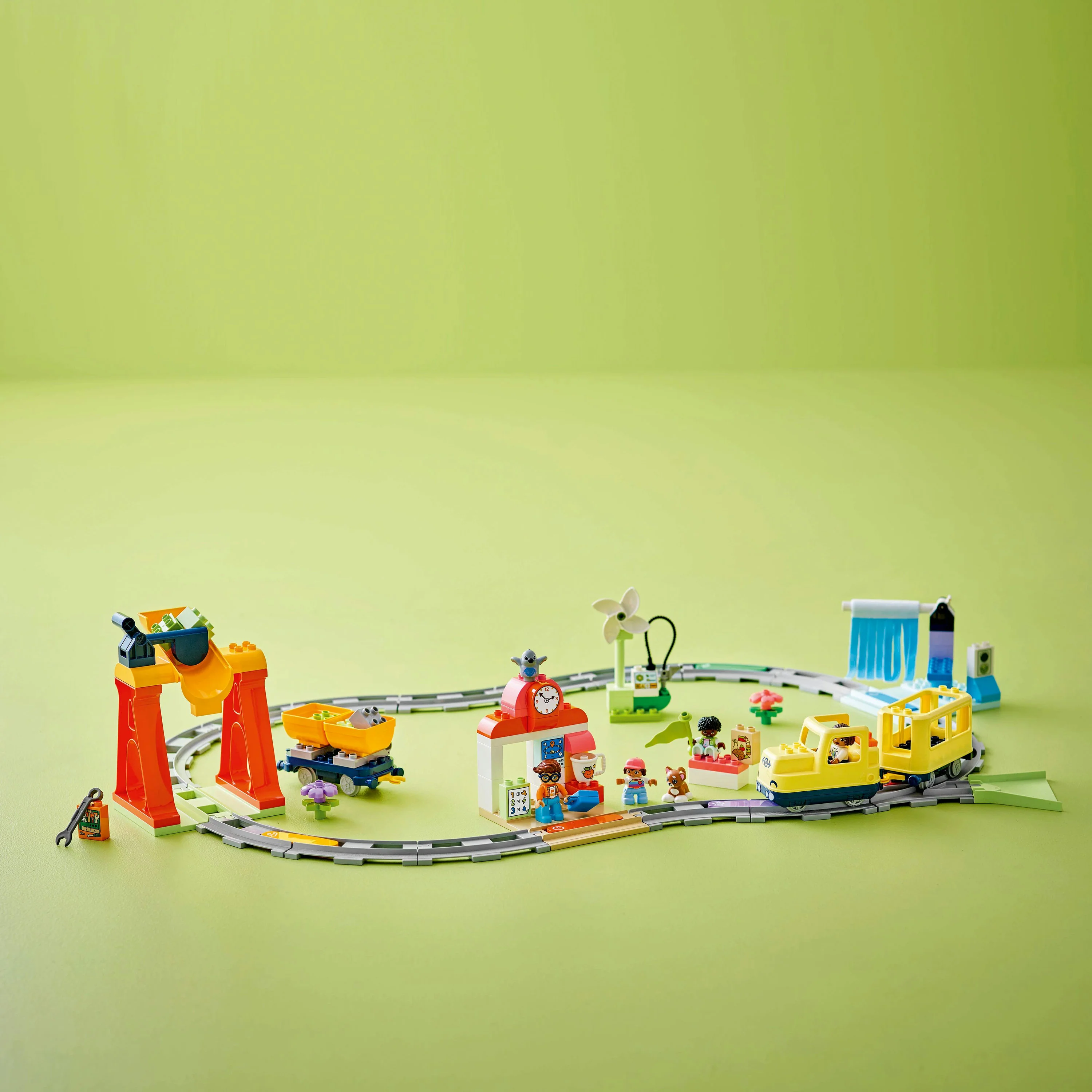 LEGO Duplo Big Interactive Community Train - 10428 - Image 7